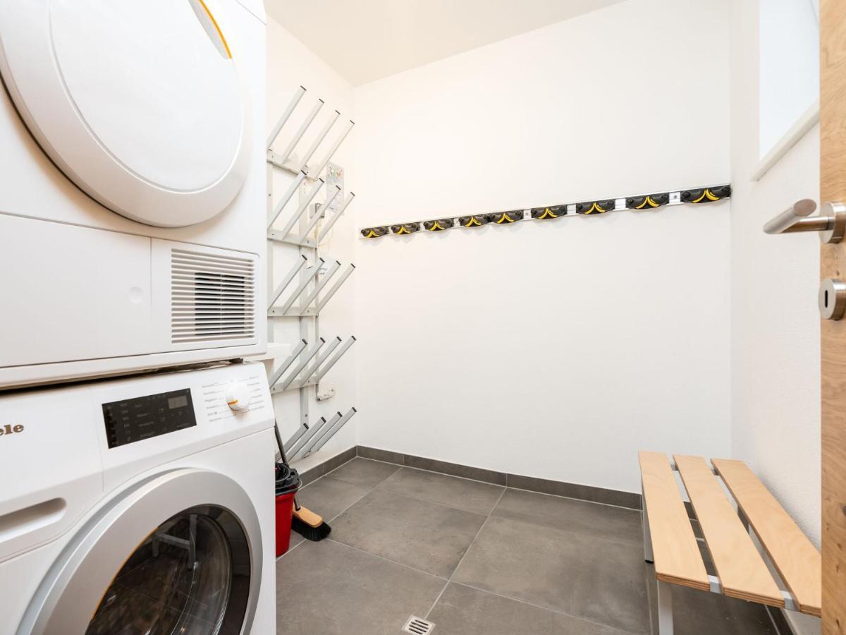 Semi Detached Chalet In M Hlbach With Sauna มึลบาค อัม โฮคเคอนิก ภายนอก รูปภาพ