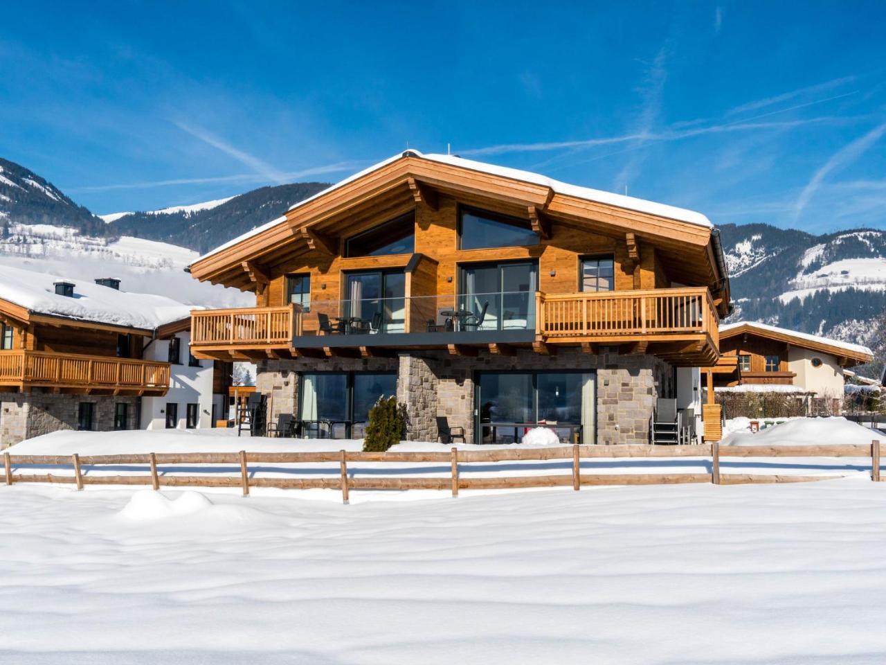 Semi Detached Chalet In M Hlbach With Sauna มึลบาค อัม โฮคเคอนิก ภายนอก รูปภาพ